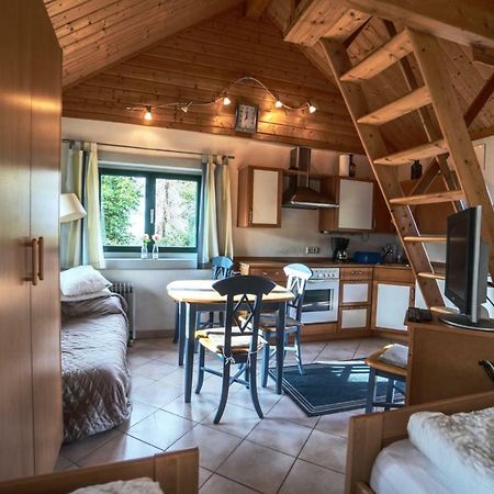 Hof Marienberg, 56340 Osterspai, Deutschland Wanderhuette Kültér fotó